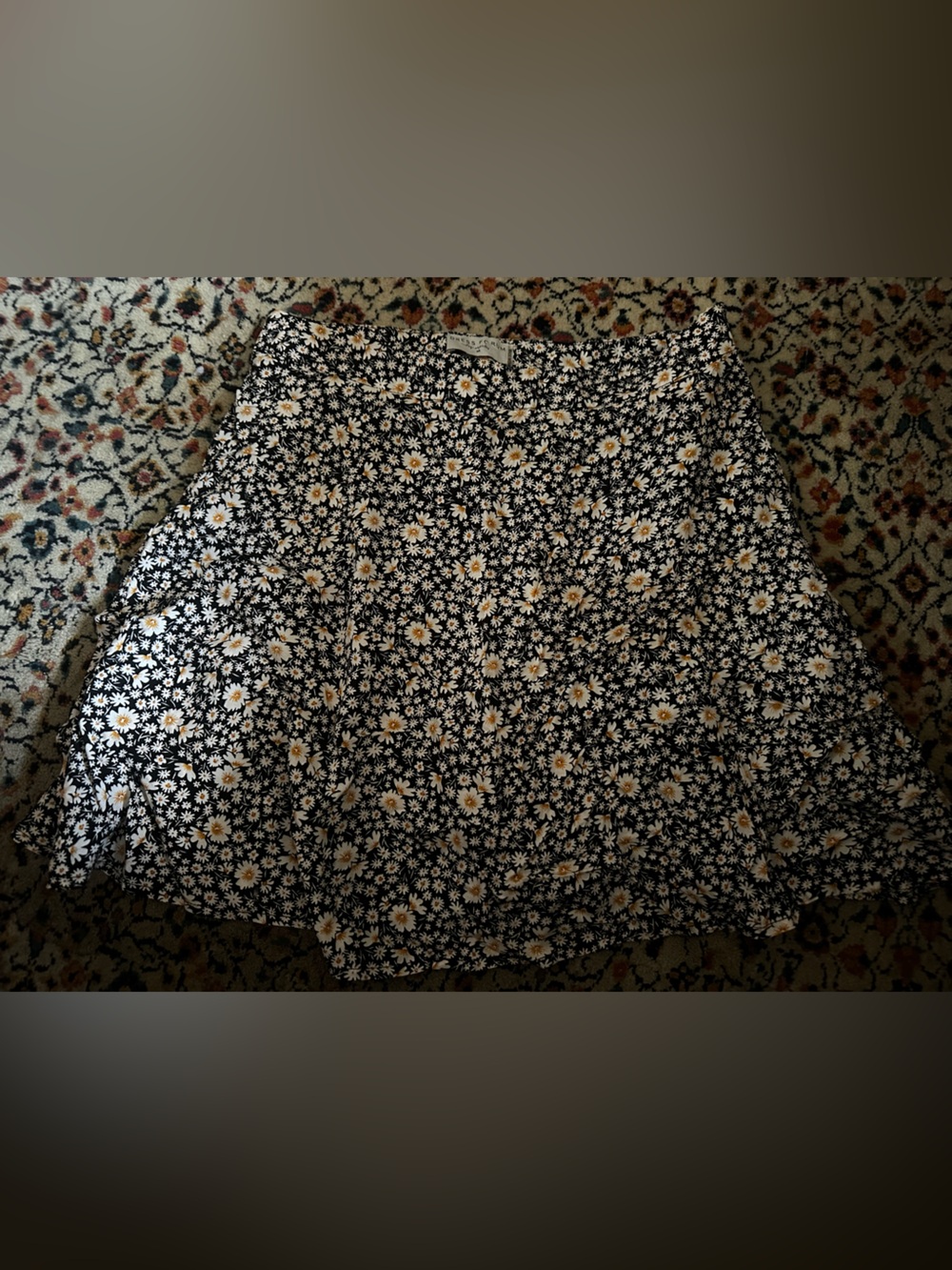Daisy Print Skort - Black with White & Yellow Floral